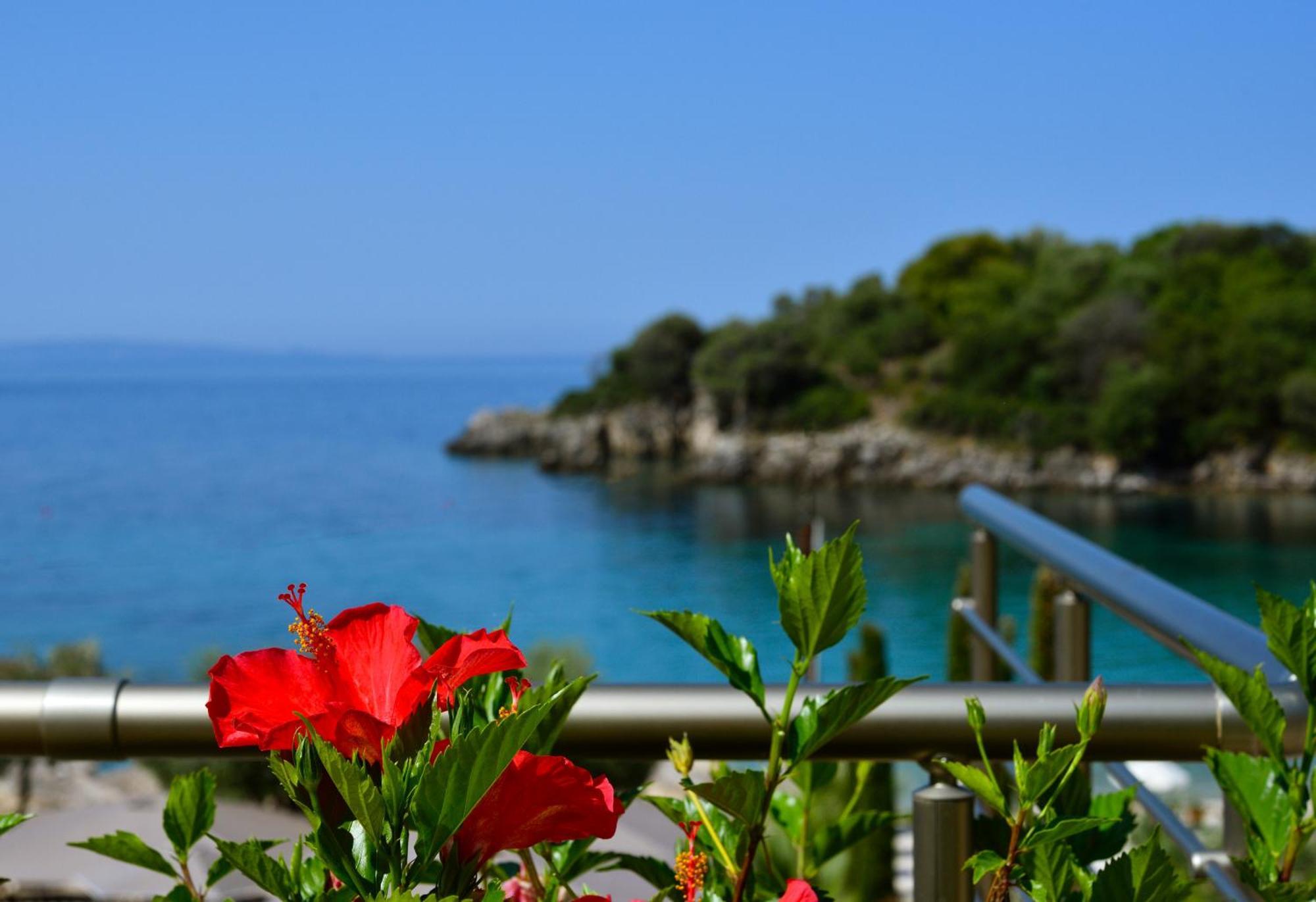 Prima Vista Beachfront Boutique Hotel Syvota Exterior foto